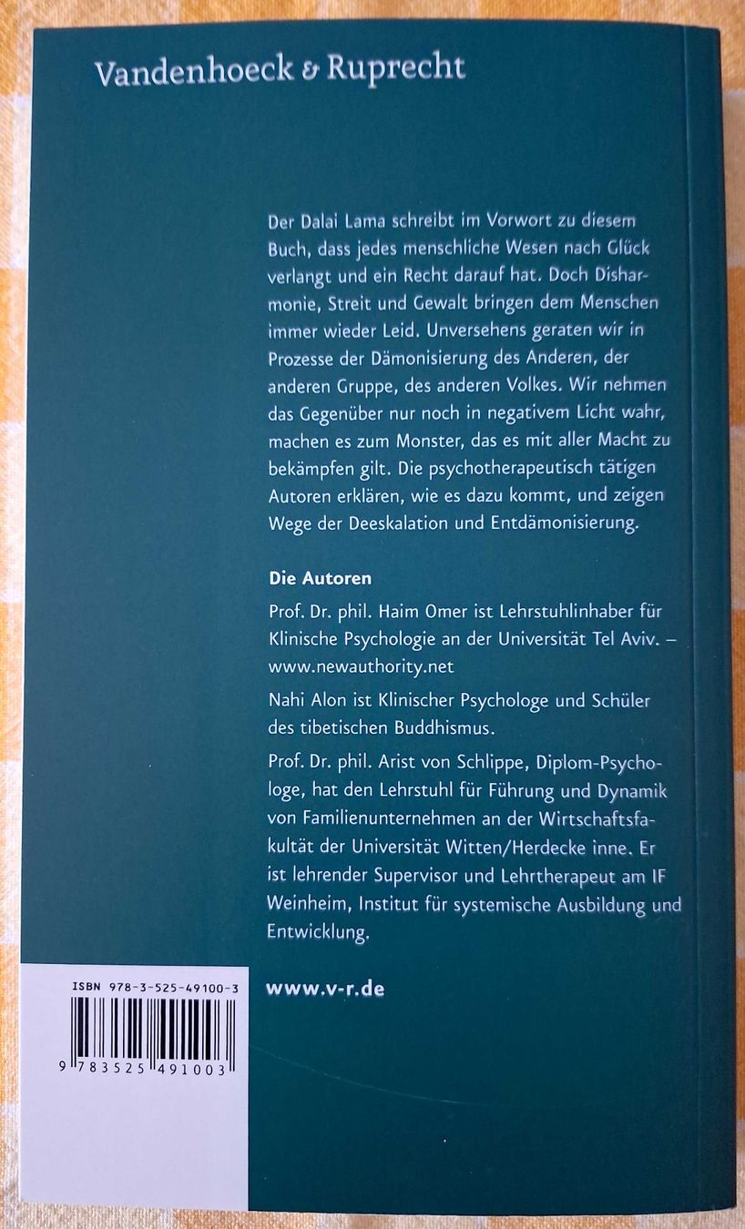 Libri: Feindbilder. Psychologie der Dämonisierung – Usato da Seuzach venduto da wie_c66v 1