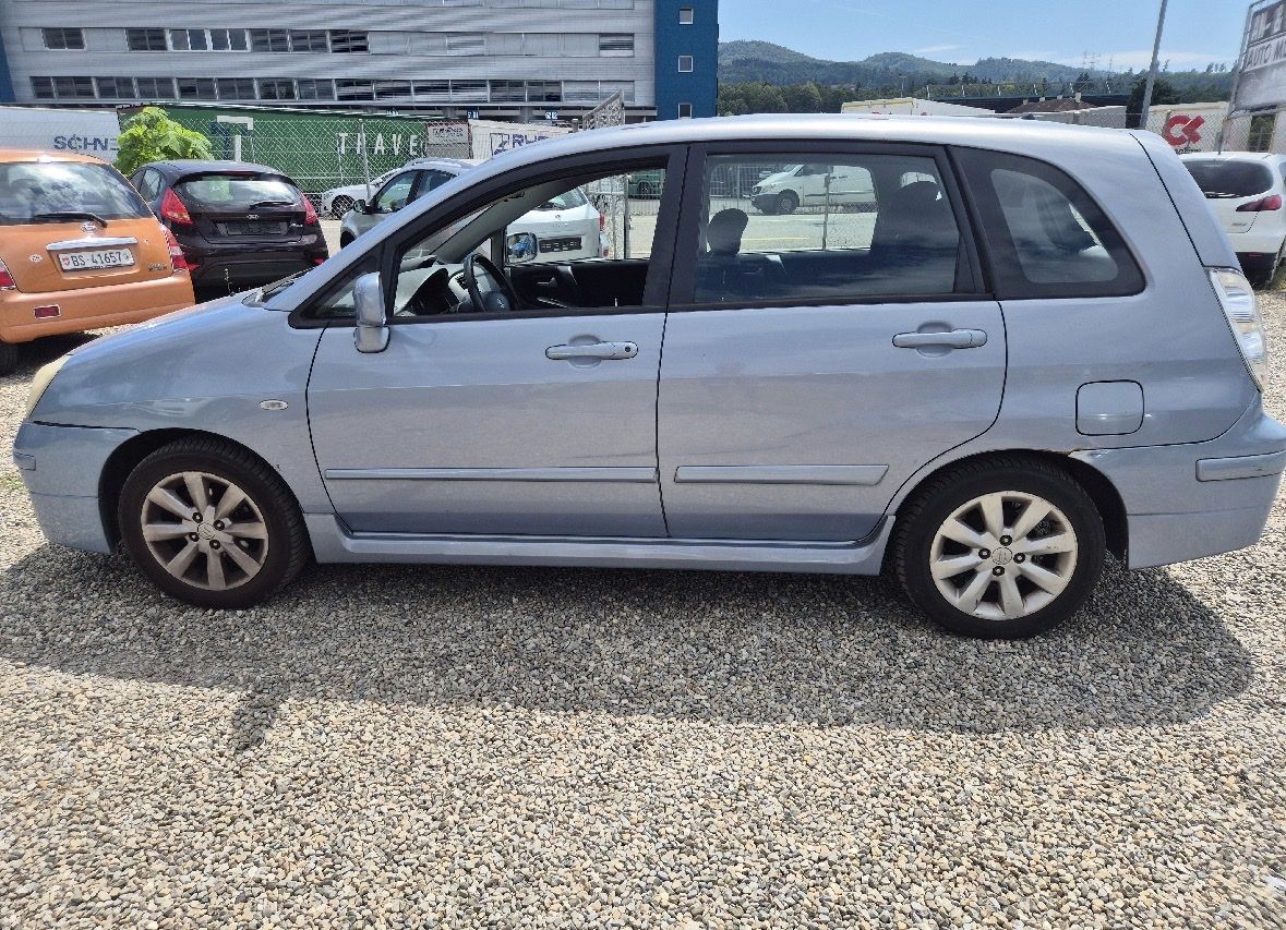 Autos: SUZUKI LIANA – D'occasion à Unterkulm par UsefulGoodsHub 5