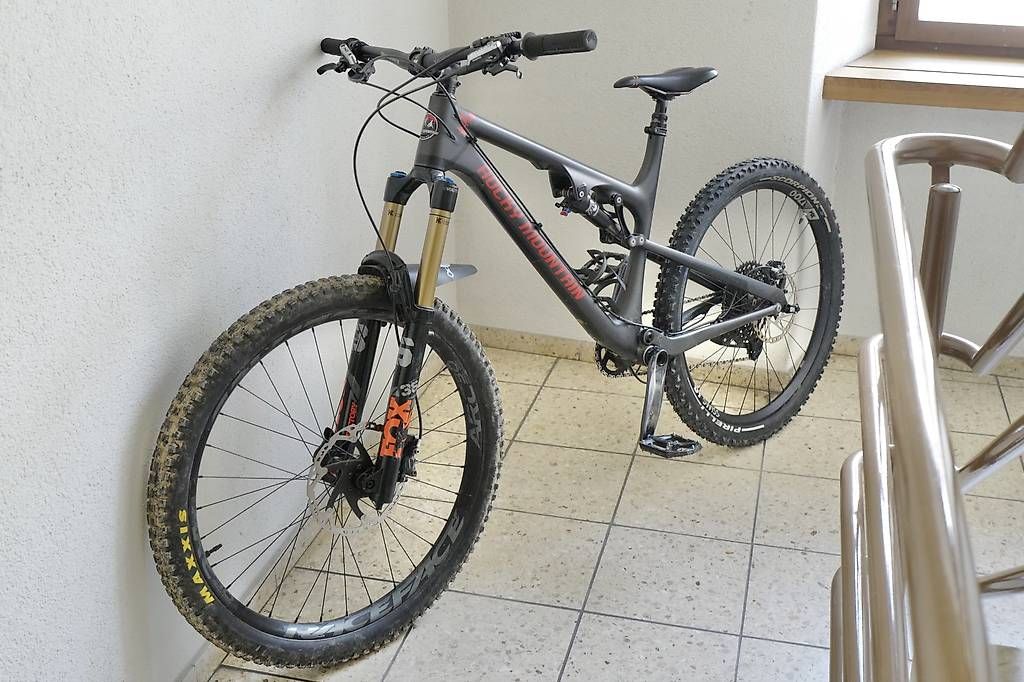 Biciclette: Rocky Mountain Altitude 770 msl – Usato da Solothurn venduto da rem_8dyx