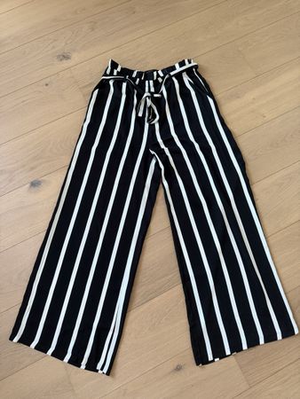 Palazzohose gestreift schwarz-weiss Grösse M