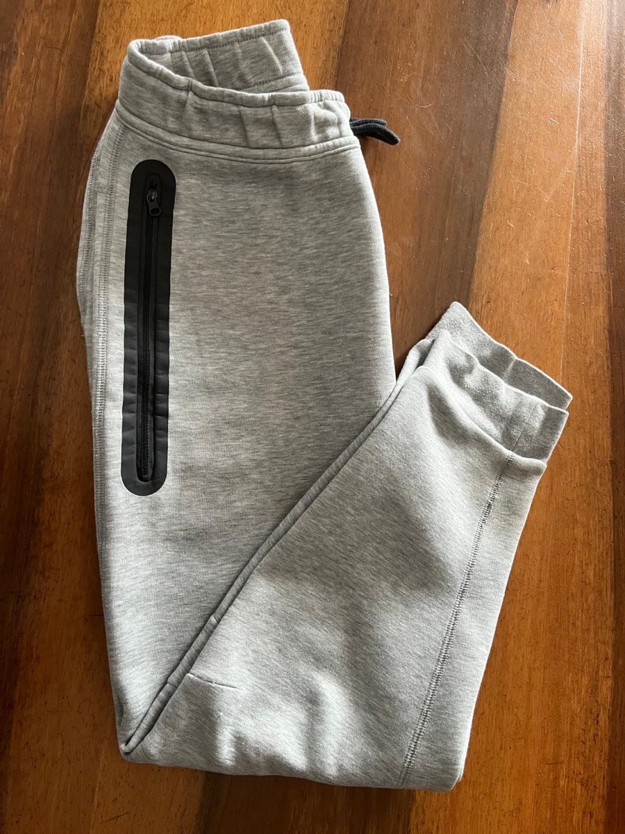 Nike Pantaloni: Nike Tech Jogginghose grau/schwarz – Usato da Zürich venduto da Christian0122 3