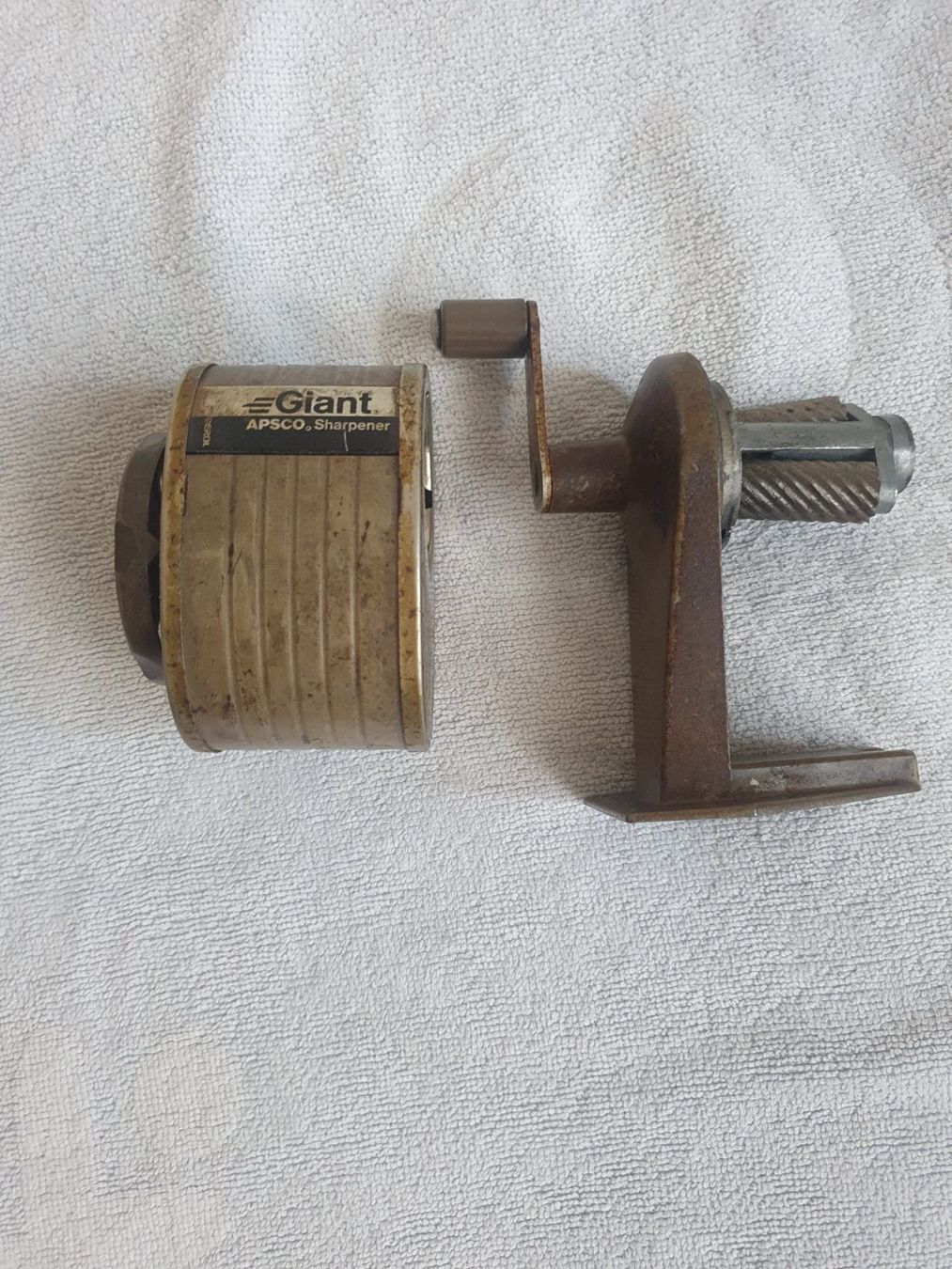Temperini: GIANT APSCO SHARPENER BLEISTIFTSPITZER – Usato da Basel venduto da FirstClass4000 2