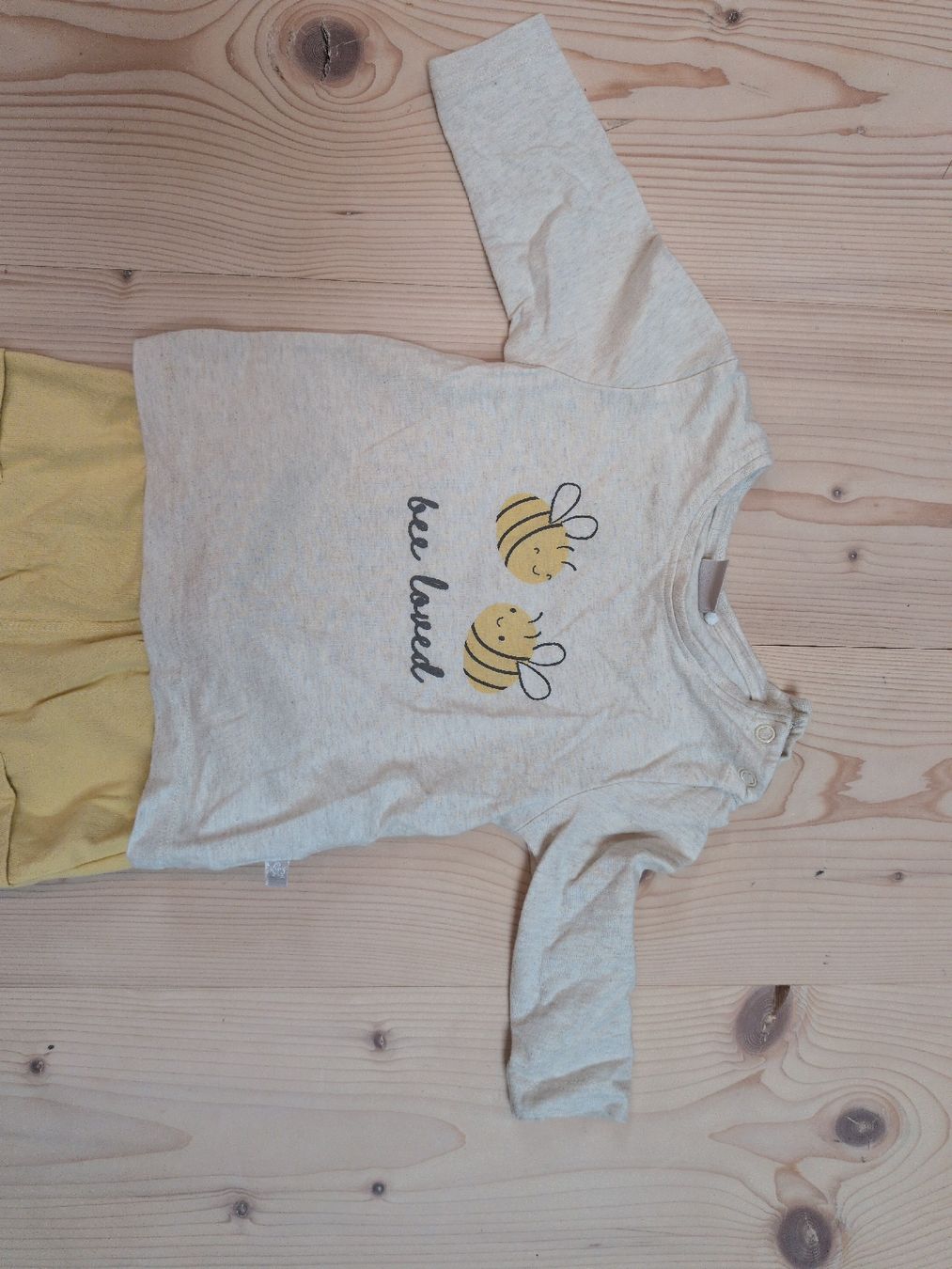 Kleiderpakete & -sets: 3 Outfits Gr. 68 – Gebraucht aus Oberhelfenschwil von Tattar 1