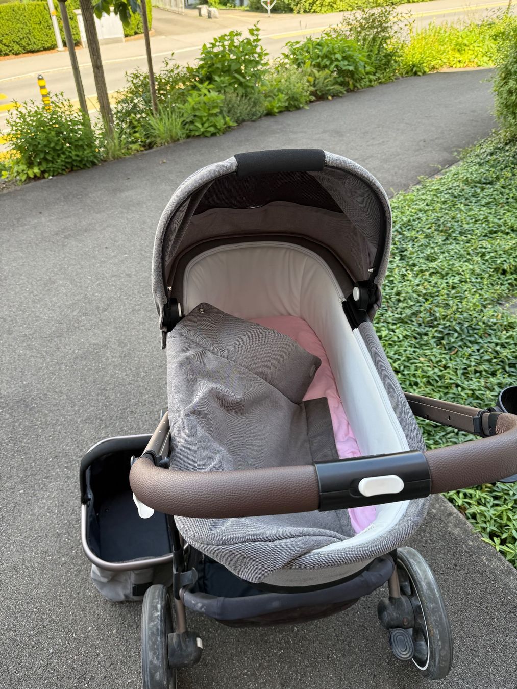 Cybex Carrozzine: Kinderwagen Cybex Gazelle S – Usato da Rotkreuz venduto da eve_fdy2 3