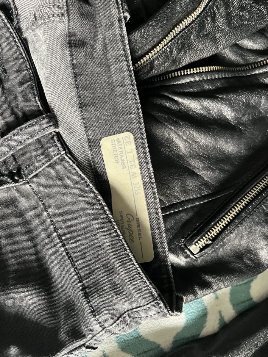 Diesel Lotti di vestiti: Diesel Jeans und Mango Lederjacke – Usato da Hochdorf venduto da Forestgreen 2