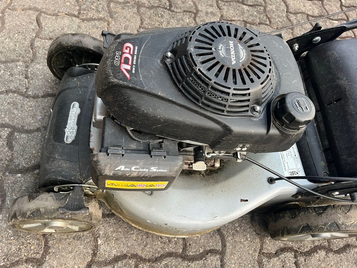 Honda Rasenmäher: Rasenmäher Honda – Defekt aus Steckborn von motorschuppen 1