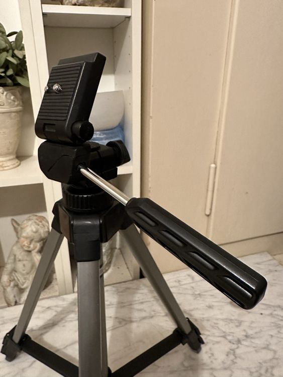 Hama Treppiedi & Teste: Kamera Stativ Hama-Alpha 60 – Usato da Bolligen venduto da Astrophysiker06 9