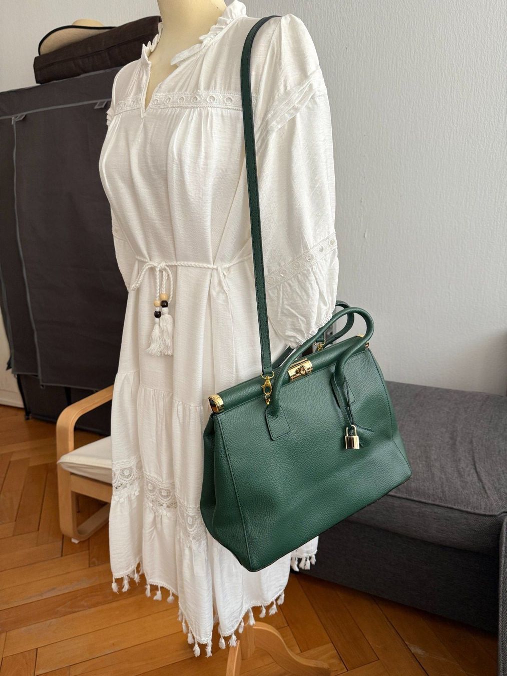 Borse da donna: Sac en cuir vert – Nuovo e nell'imballaggio originale da Le Locle venduto da tchanatakoua 7