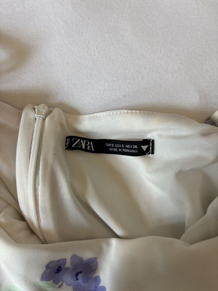 Zara Vestiti: Robe longue à fleur Zara taille S – Nuovo (secondo la descrizione) da Genève venduto da Estelle_gig 1