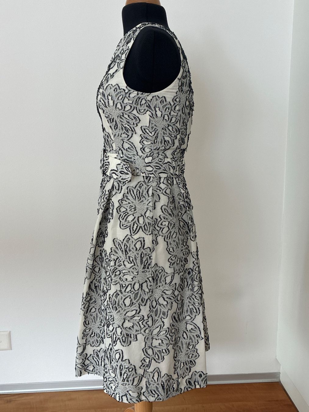 Globus Kleider: Sommerkleid von Globus Essentials Gr 36/38 – Gebraucht aus Davos Platz von nanigl 1