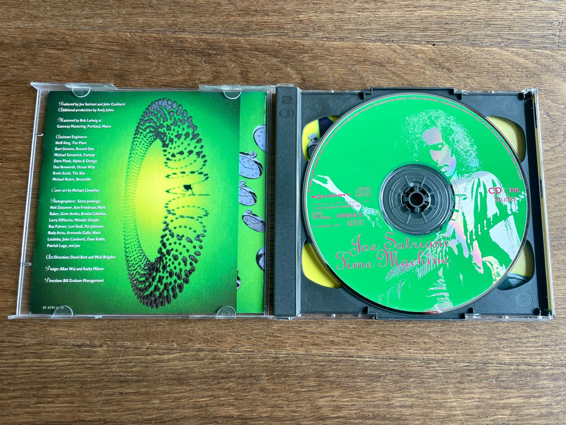 CD: Joe Satriani - Time Machine - 2 CD's – Usato da Pontresina venduto da il-bain 2