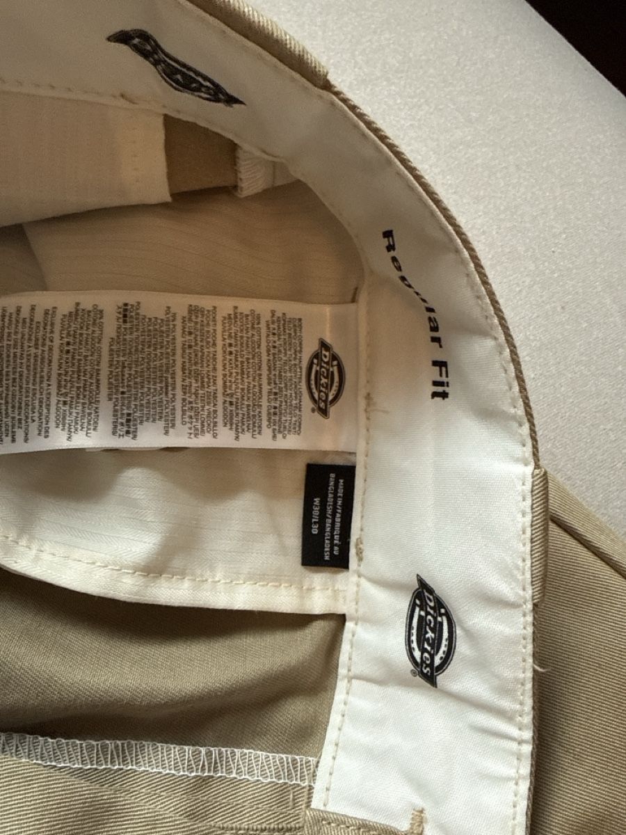 Dickies Pantaloni: Dickies 247 Regular Workpant 30x30 – Usato da Zürich venduto da gab_2mpp 1