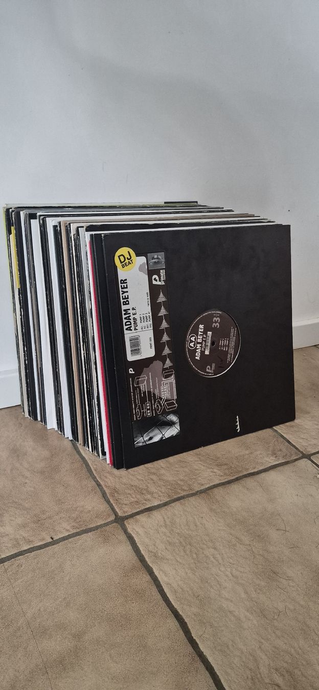 Vinyles: 53 vinyl TECHNO early 2000s – D'occasion à Bex par kalibouli