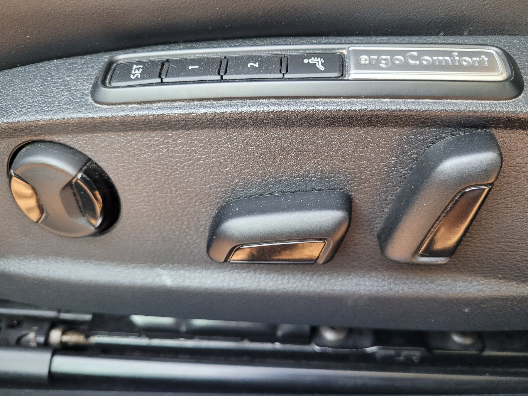 VW Autos: VW Passat R Line – Gebraucht aus Reinach AG von CaddyFactory 4