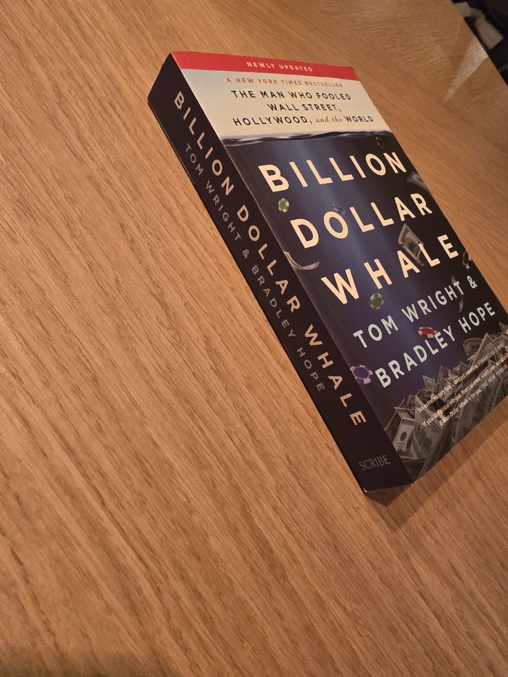 Libri: Billion Dollar Whale by Tom Wright & Bradley Hope -Book – Usato da Zürich venduto da Dani.M6 2