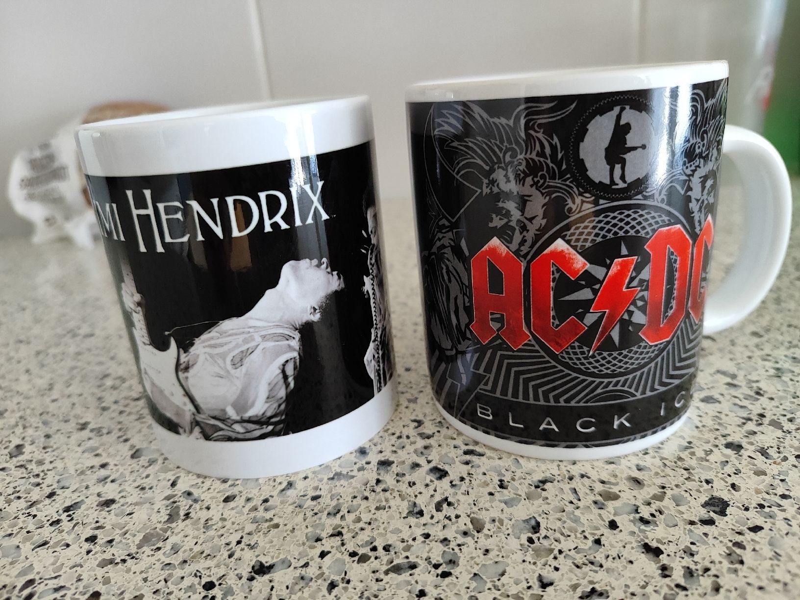 Tassen: Ensemble de 2 mugs  – Gebraucht aus Ursy von Sebastien-85