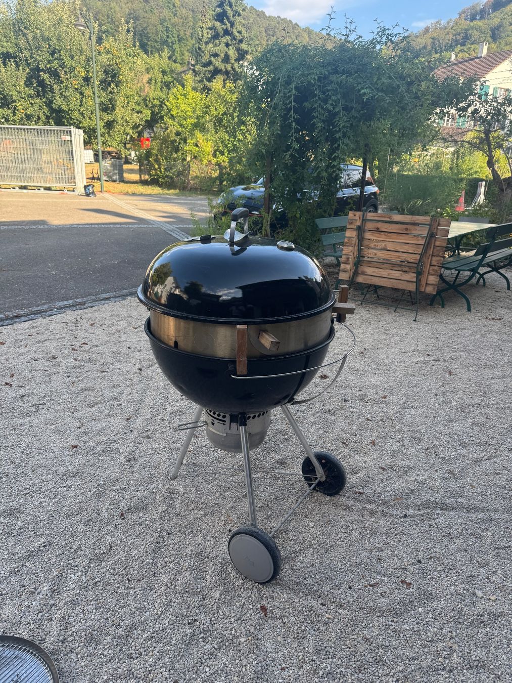 Weber Griglie: Weber Kohle Grill 1m ø – Usato da Tenniken venduto da M00RlssE90