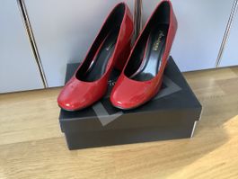 Scarpe in vernice tg. 38