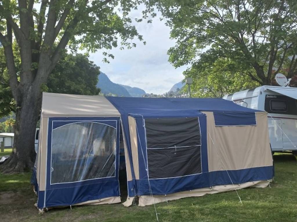 Rimorchi: Zeltklappanhänger – Usato da rüti zh venduto da Dustmite