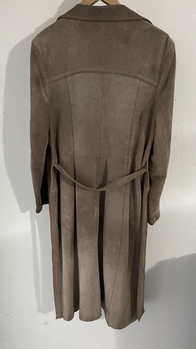 Cappotti: Manteau en daim vintage, taille M – Usato da Neuchâtel venduto da nicolasbaud 1
