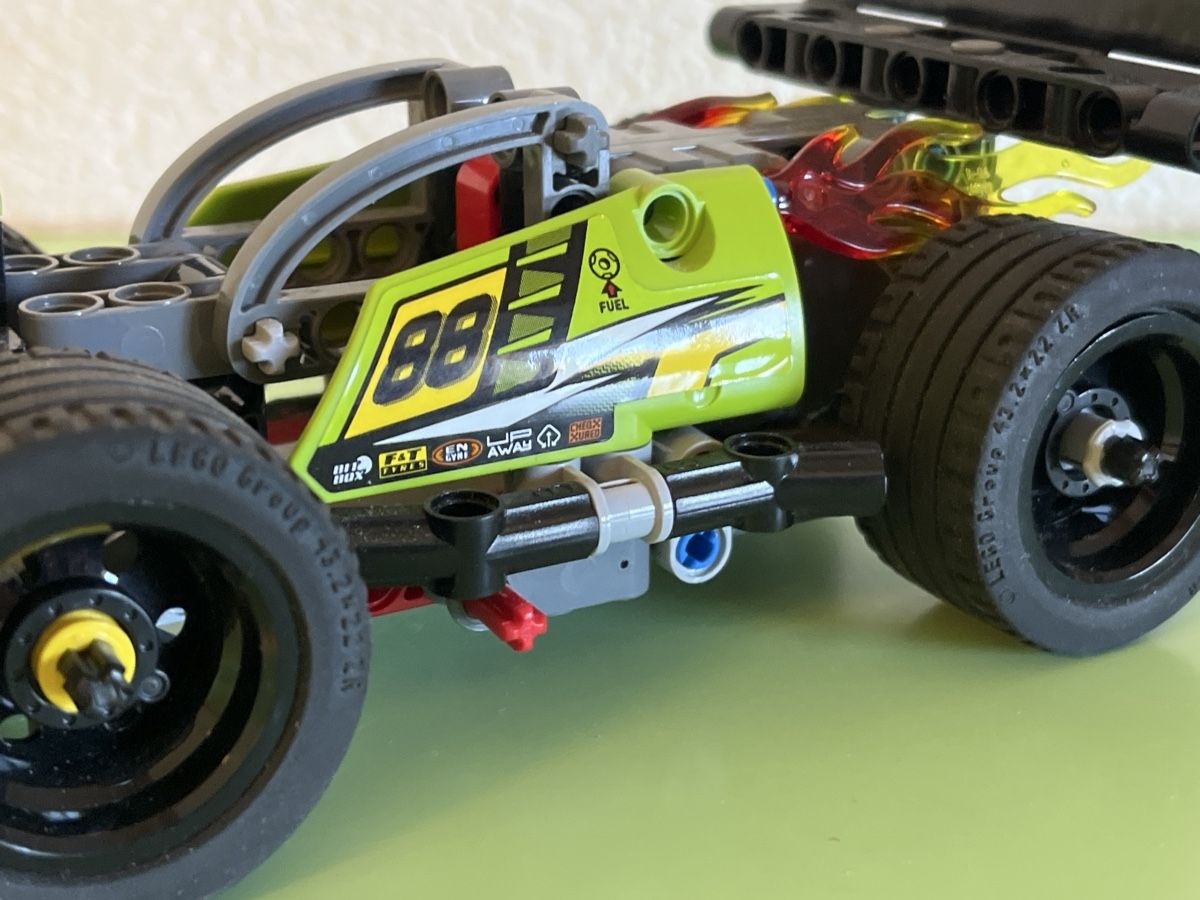 Lego Kit di costruzioni: Lego Technic 42072 voiture de course – Usato da Alle venduto da satellite-1608 4