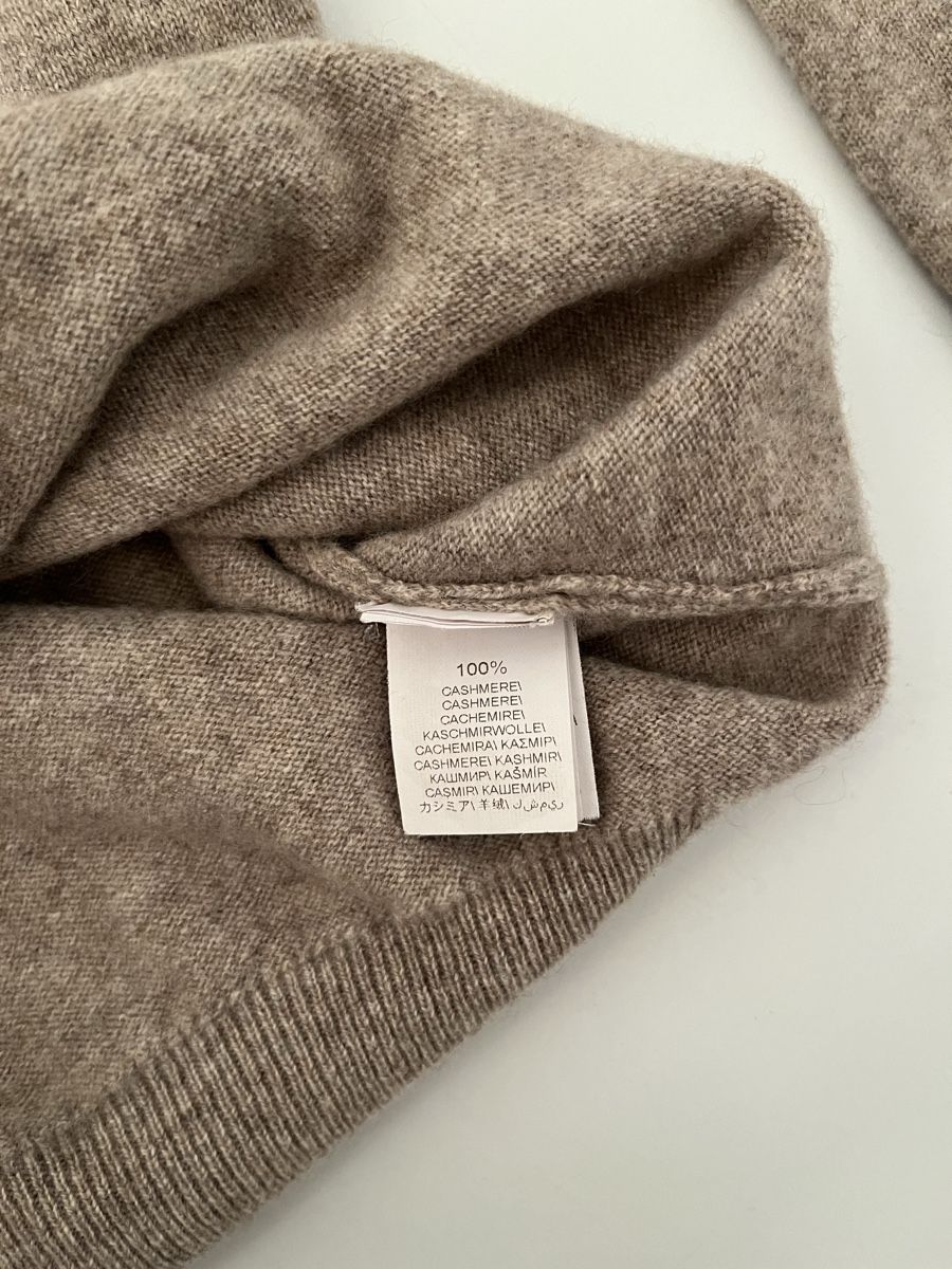 Brunello Cucinelli Maglioni & Felpe: Brunello Cucinelli Cashmere Pullover V-Neck, Top Zustand – Nuovo (secondo la descrizione) da Zürich venduto da Richard_En_Passant 6