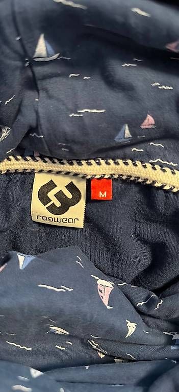 Ragwear Maglioni & Felpe: Ragwear Pulli M – Usato da Seewen SZ venduto da Missholdi 3