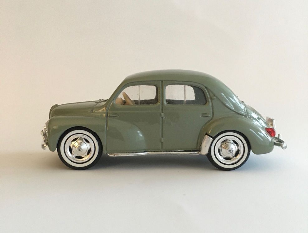 Miniature Solido Renault 4CV 1954 - Échelle 1/17 - En Boîte (G5)