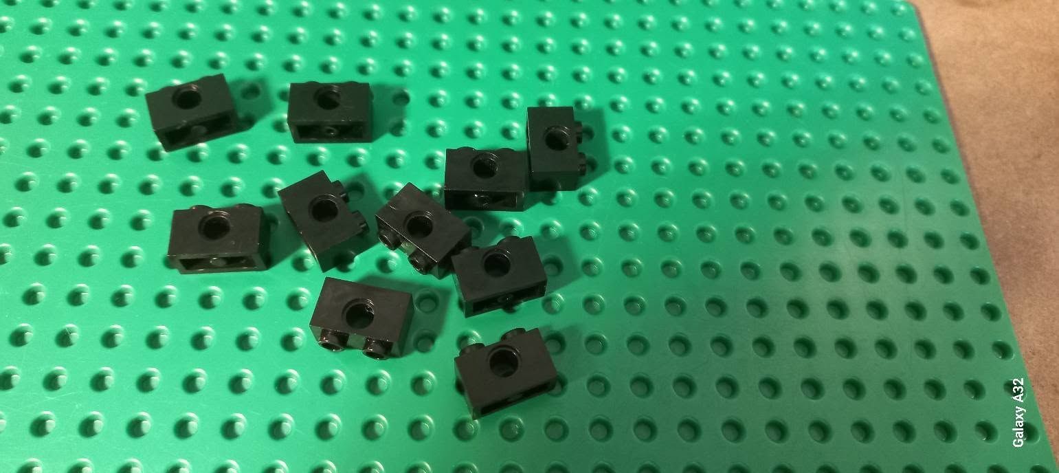 Lego Giocattoli: Lot de 10 briques 1x2 Lego – Usato da La Tour de Trême venduto da Startjouet