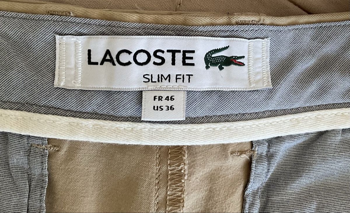 Lacoste Pantaloni: Lacoste short slim fit  beige - FR 46 – Usato da Corseaux venduto da Mililaforet75 4