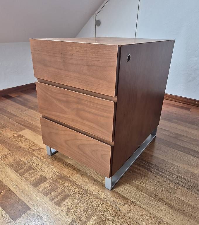 Eléments de bureau: Bürokorpus aus Nussbaum – D'occasion à Schneisingen par sil_qb5m 1