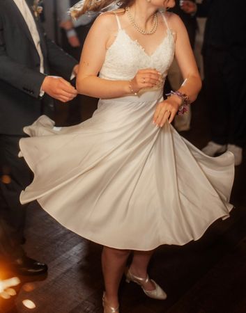 Spitzen-Abendkleid / Brautkleid – Weiss / Ivory – Gr. M