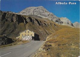 Albula-Hospiz mit Piz Uertsch GR