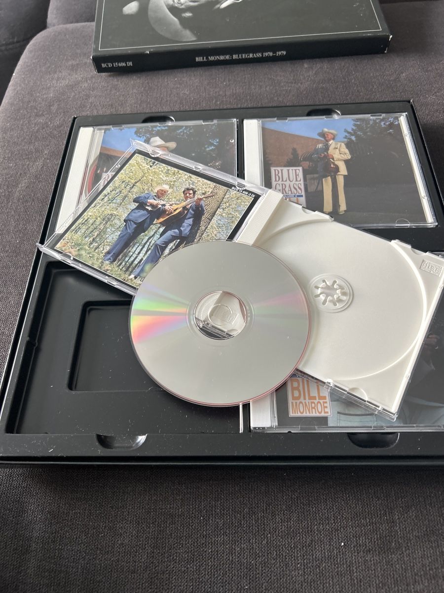 CD: Bill Monroe - Blue Grass 1970-1979 - 4 CD Box Set! – Usato da Wohlen AG venduto da Rstoeckli6 4