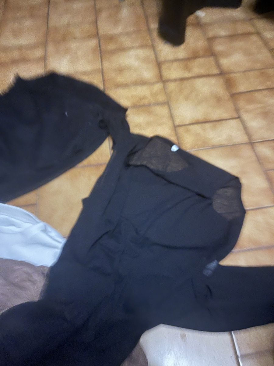 Lotti di vestiti: Lot 4 habits Taille ML – Usato da Veyrier venduto da kimedovapa 3
