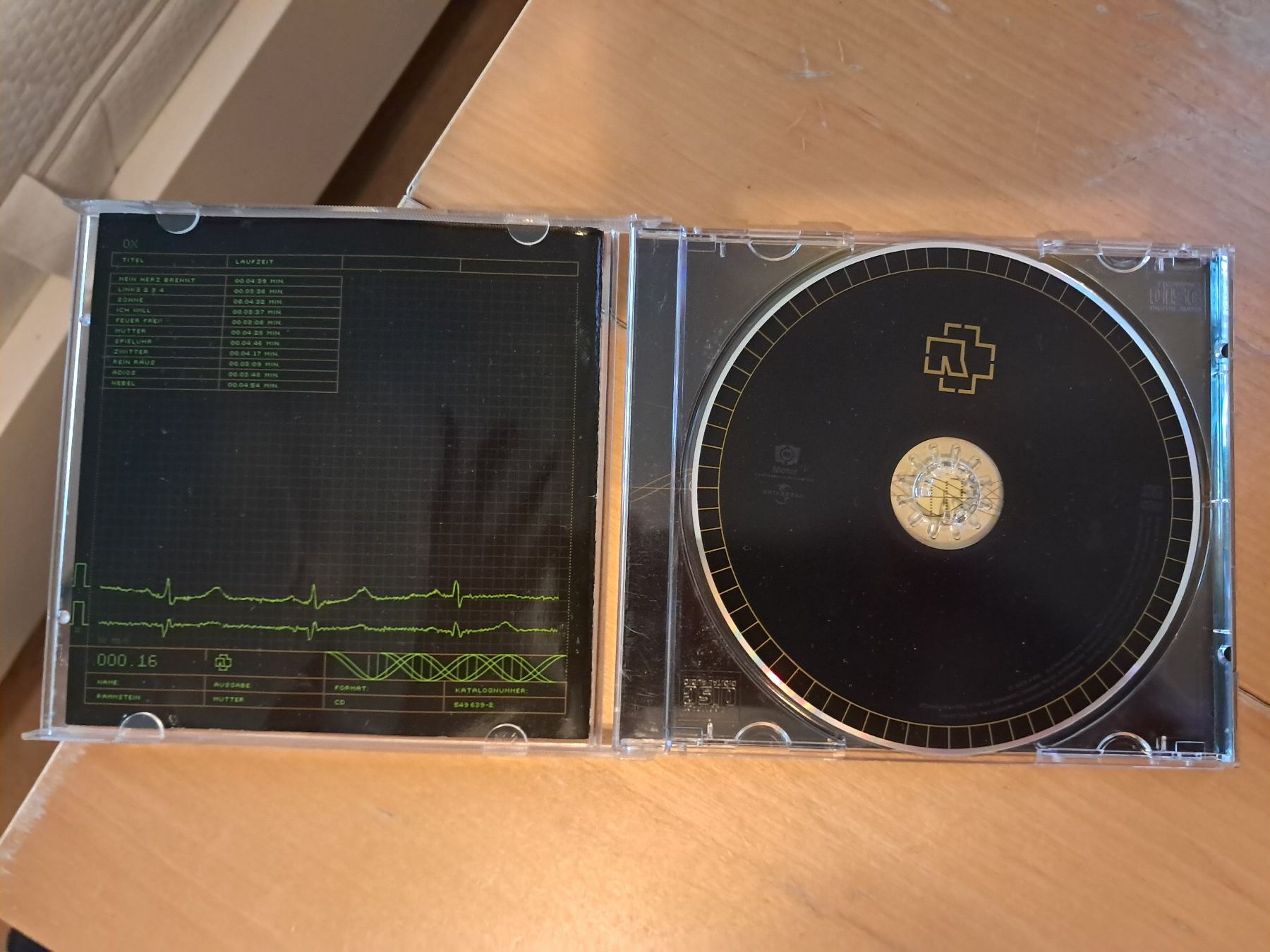 CDs: Rammstein – Mutter (CD) – Gebraucht aus Zürich von Oi_love_Oilas81 1