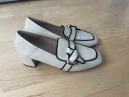 Elegante Schuhe, in crème-Weiss/Schwarz, Gr 38