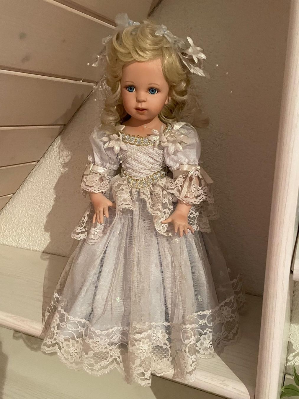 Bambole: Sammlerpuppe Cinderella von Brigitte Deval Nr. 4953FE – Usato da Frick venduto da Katharina_N