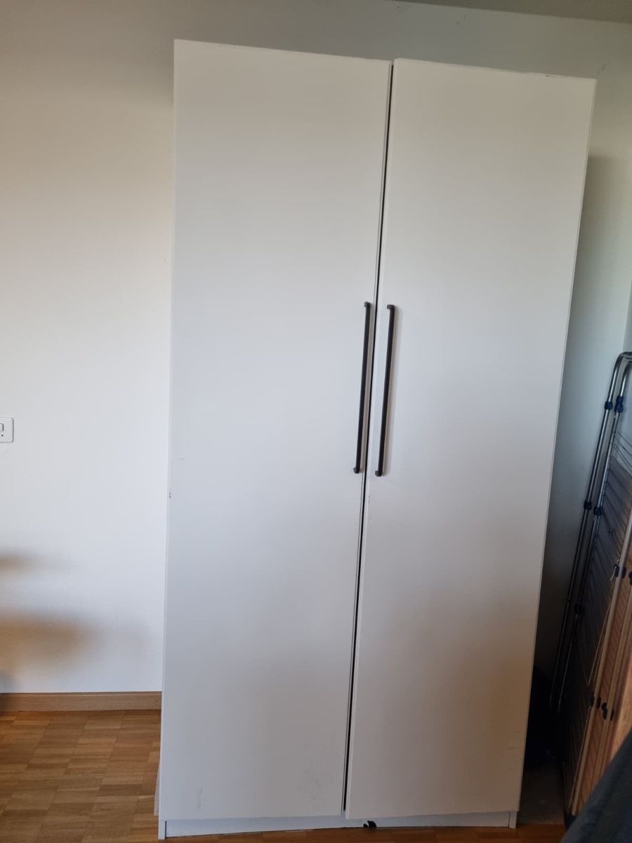 Armadi: Kleiderschrank weiss mit Schubladen – Usato da Steinmaur venduto da RosaliaT