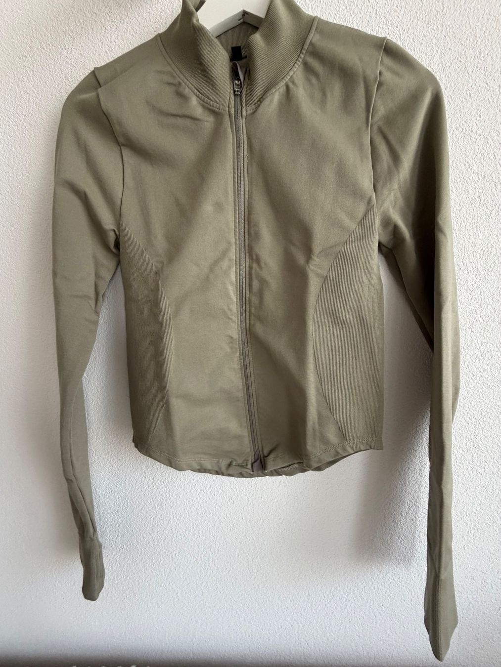 Teveo Giacche: Teveo Sportjacke olive – Usato da Luzern venduto da maz_jq6n