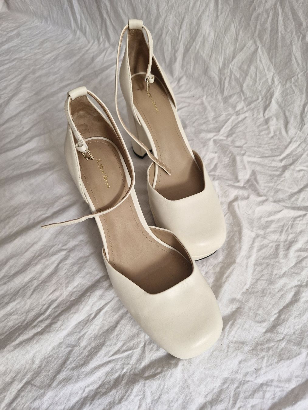 Other Stories Scarpe da donna: &Other Stories Platform Heels – Nuovo (secondo la descrizione) da Bern venduto da ann_l7tf 1