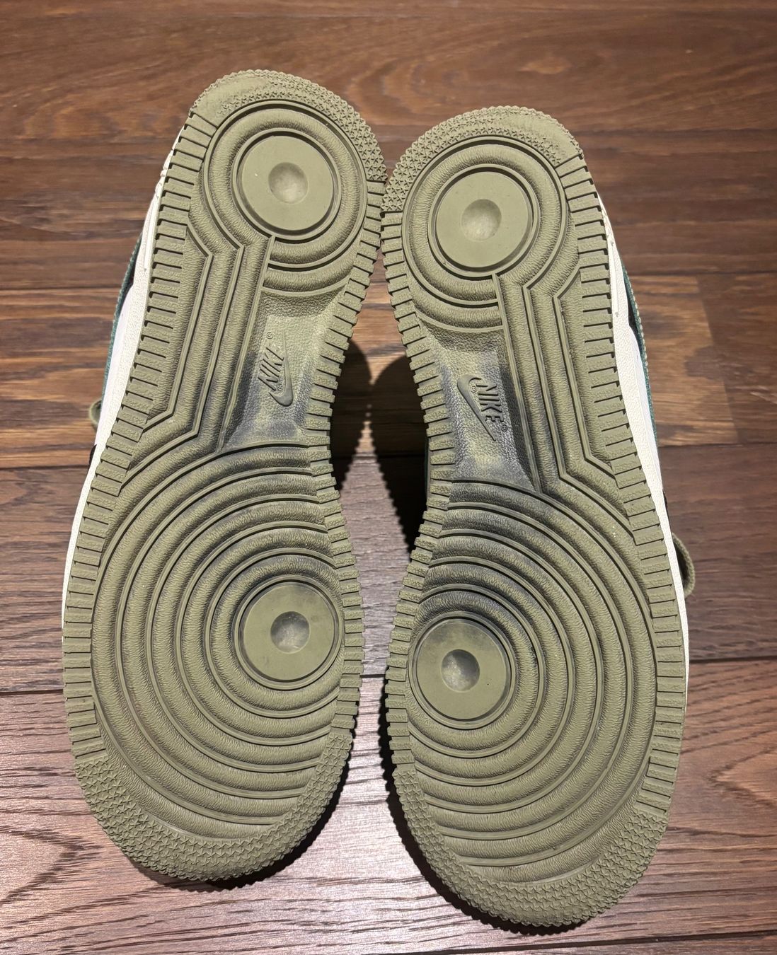 Nike Damenschuhe: Nike Air Force I Grösse 39 – Gebraucht aus Solothurn von ping321 4