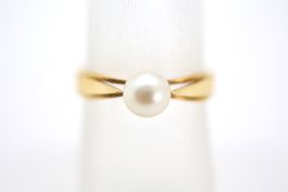 Goldring 18K mit Perle