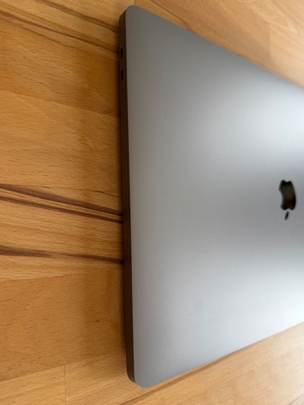 Apple Notebook: Apple Macbook Pro 2019 16" Zoll 512GB – Usato da Lommis venduto da Hitsch1234 9
