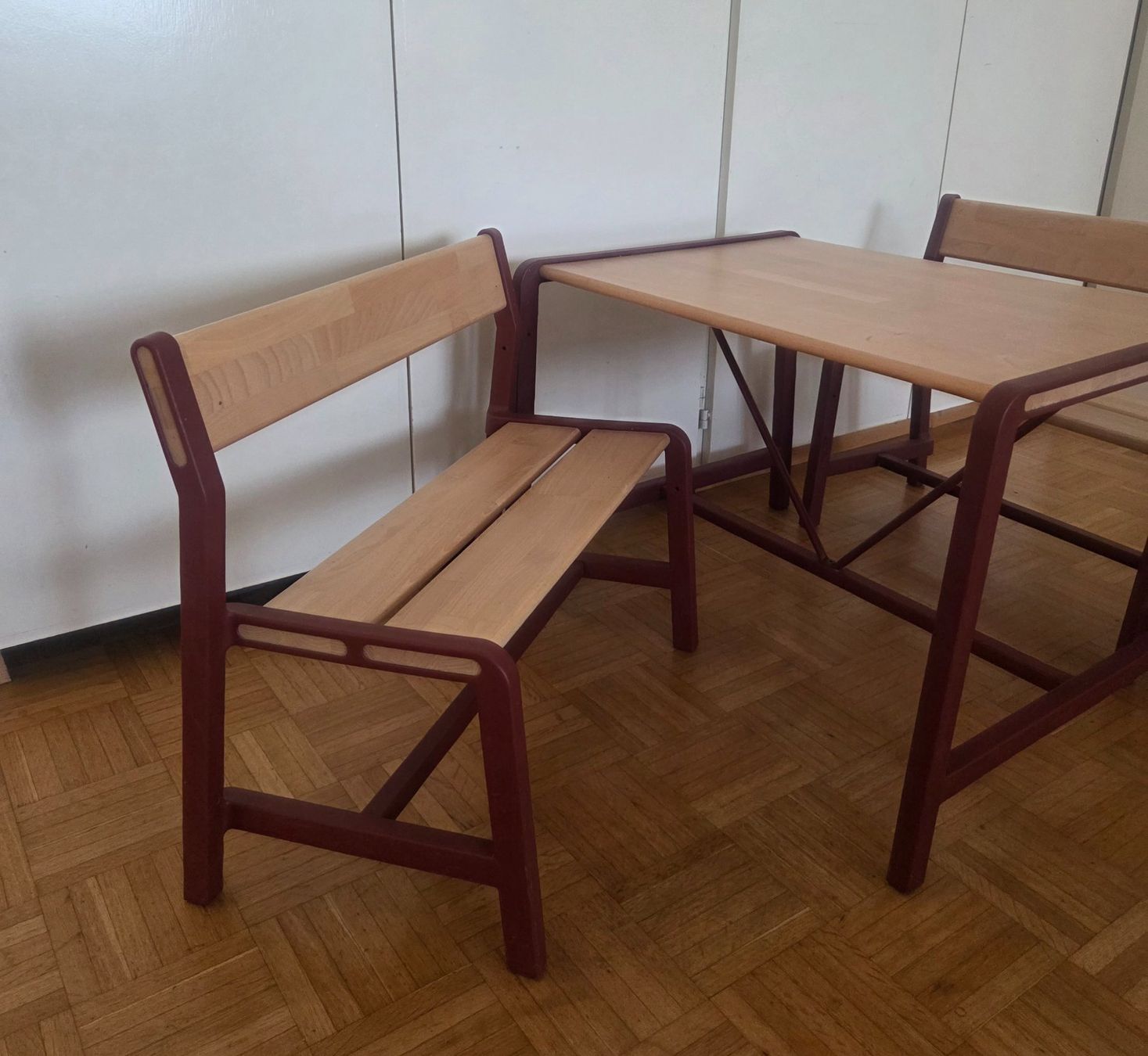 Ikea Set di tavolo e panche: ikea ypperlig Kindertisch & 2 Sitzbänke – Usato da Herrliberg venduto da Cinderella2 1