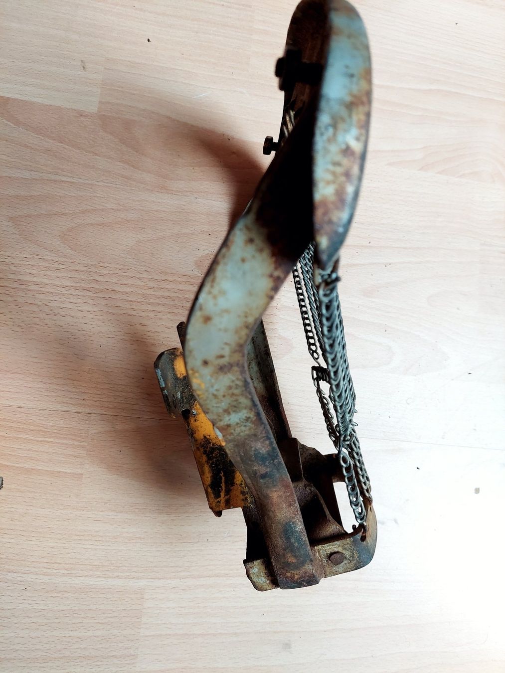 Selle & Accessori: Piaggio VESPA Schwingsattel Gestell vorne – Usato da Zürich venduto da Mariaant 5