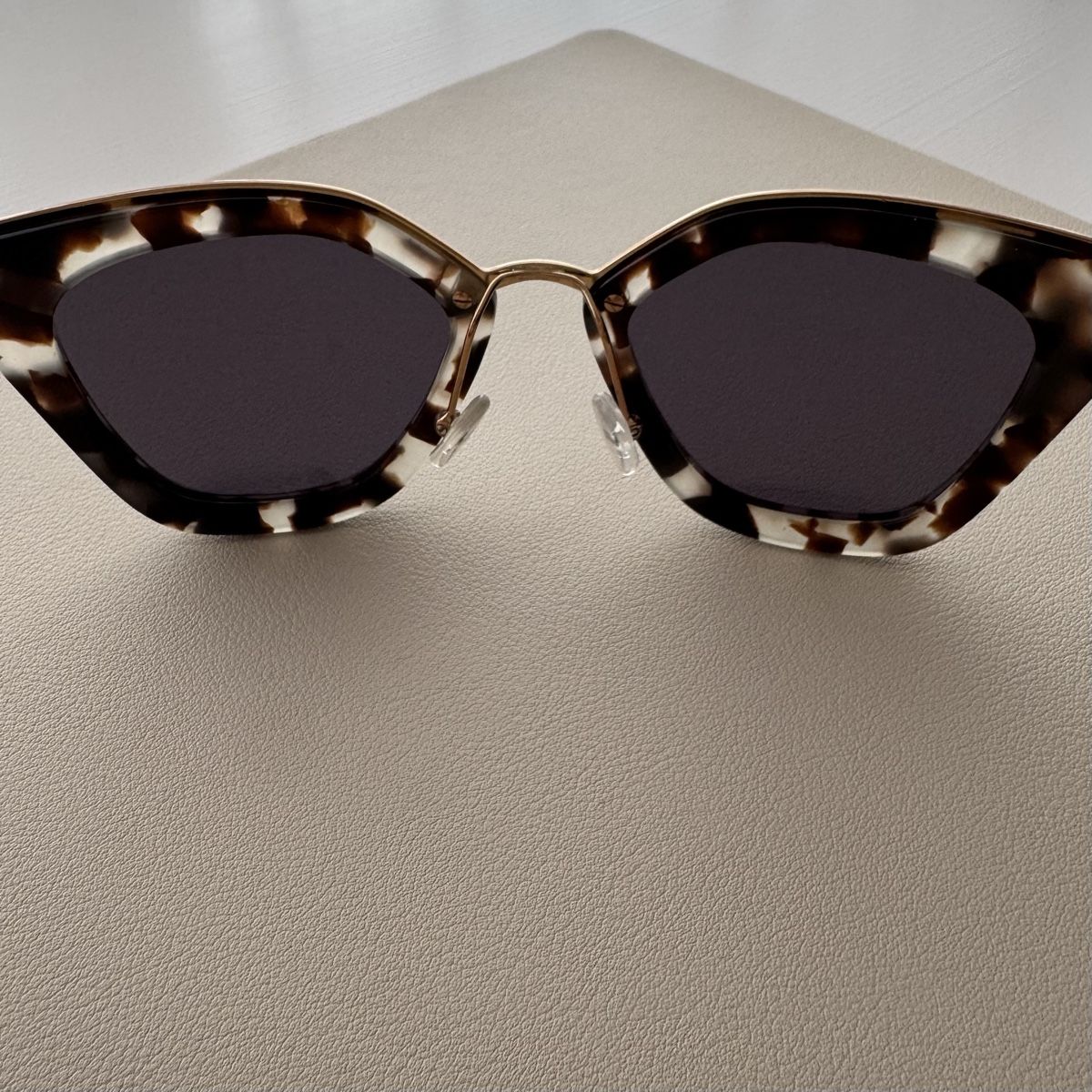 Prada Occhiali & Lenti: Original PRADA Sonnenbrille - Top Zustand! – Usato da Binningen venduto da happy_xx 6