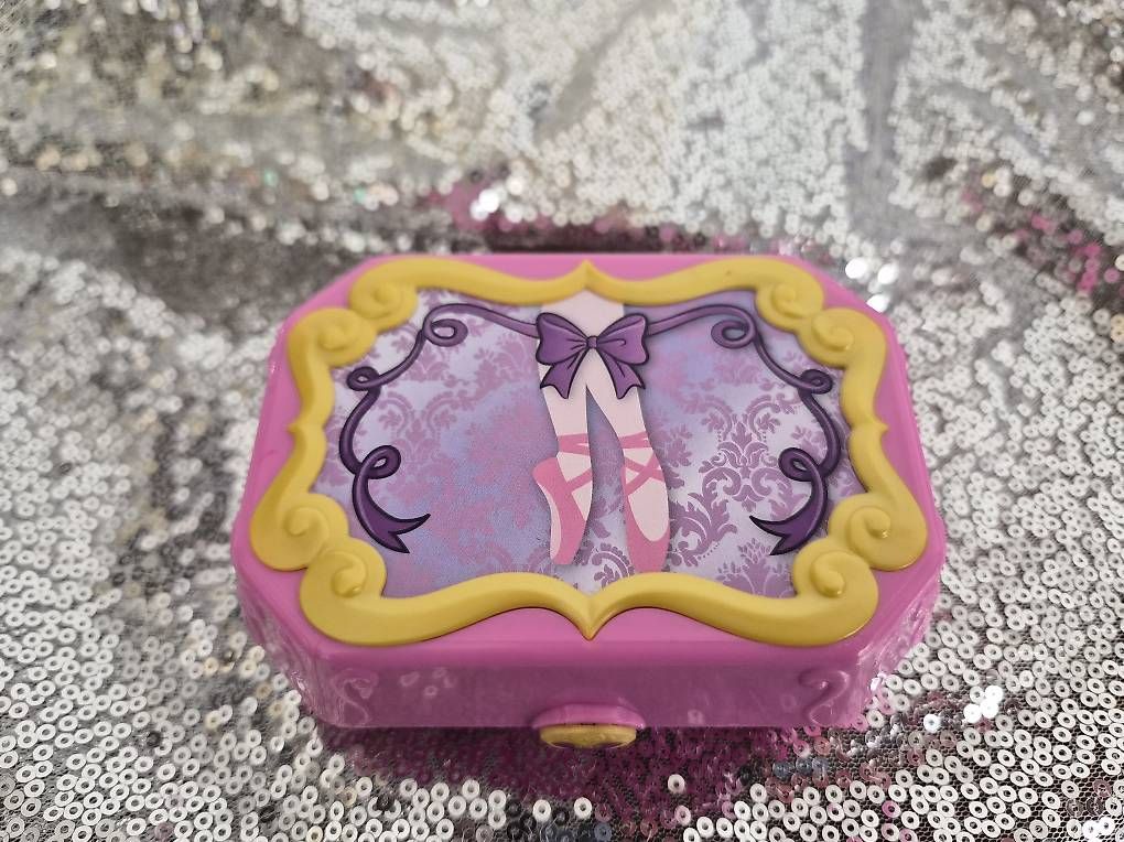 Polly Pocket Carillon: Polly Pocket Tiny Twirlin Music Box Ballet 2018 – Usato da Uznach venduto da ssmiy