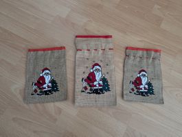 3 bedruckte Samichlaussäcke aus Jute