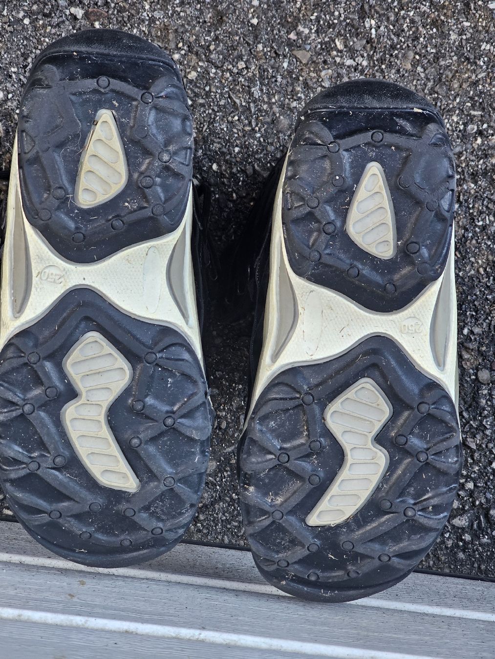 Scarpe da uomo: Boots de snowboard Freestyle, Pointure 38 – Usato da Bulle venduto da Bflowx 1